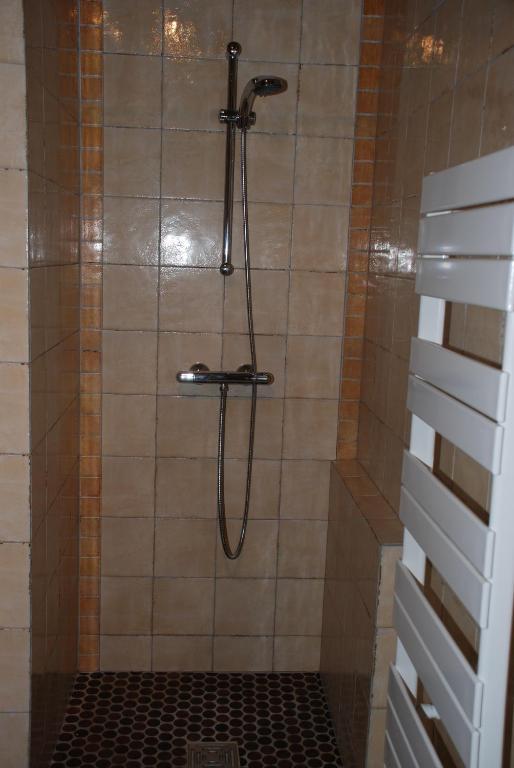 Chambres La Vallee Сальбри Номер фото